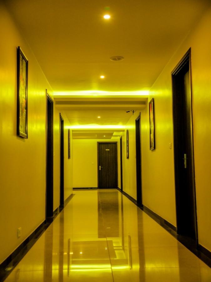 Royal Inn Khandwa 外观 照片