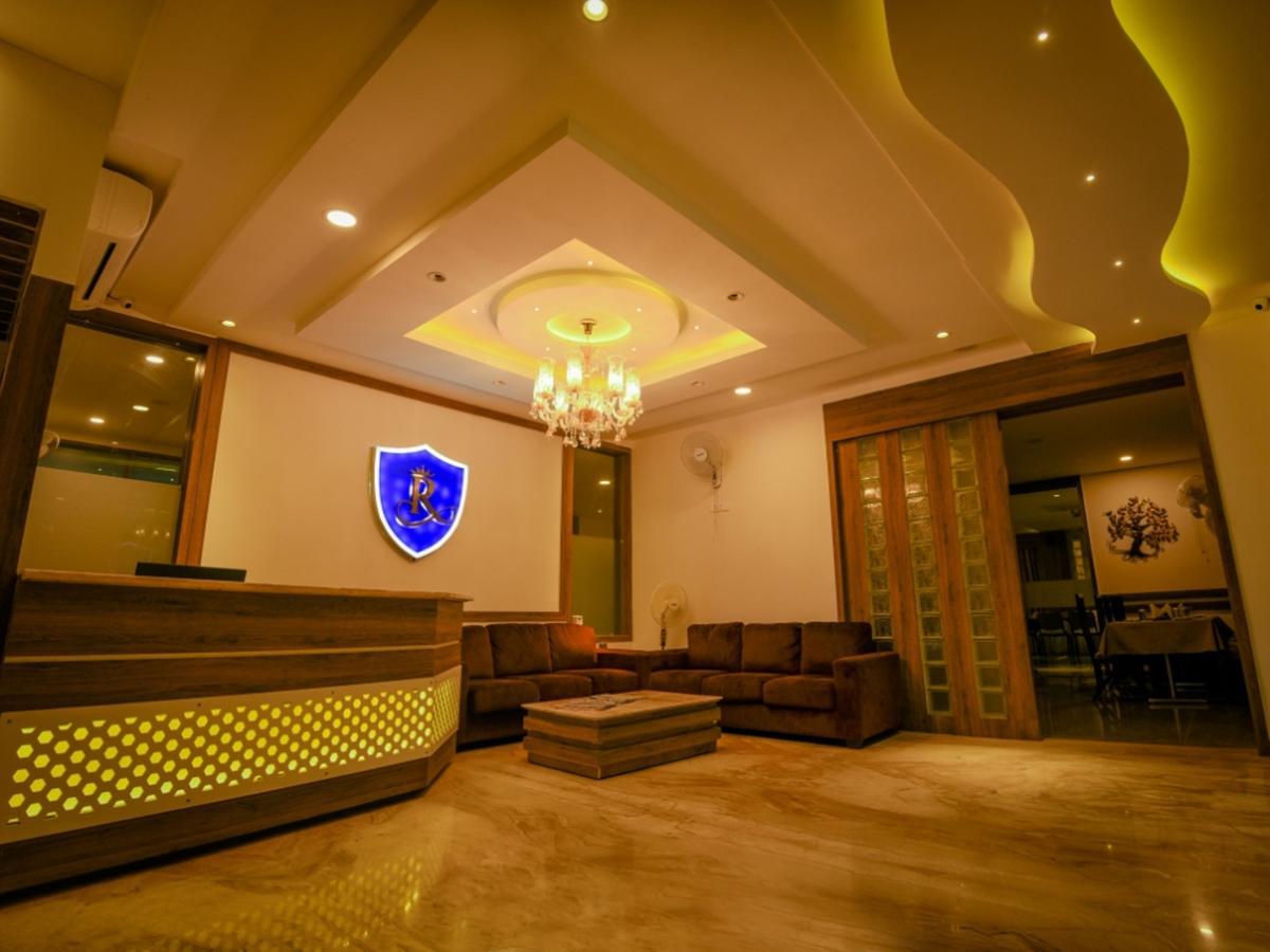 Royal Inn Khandwa 外观 照片