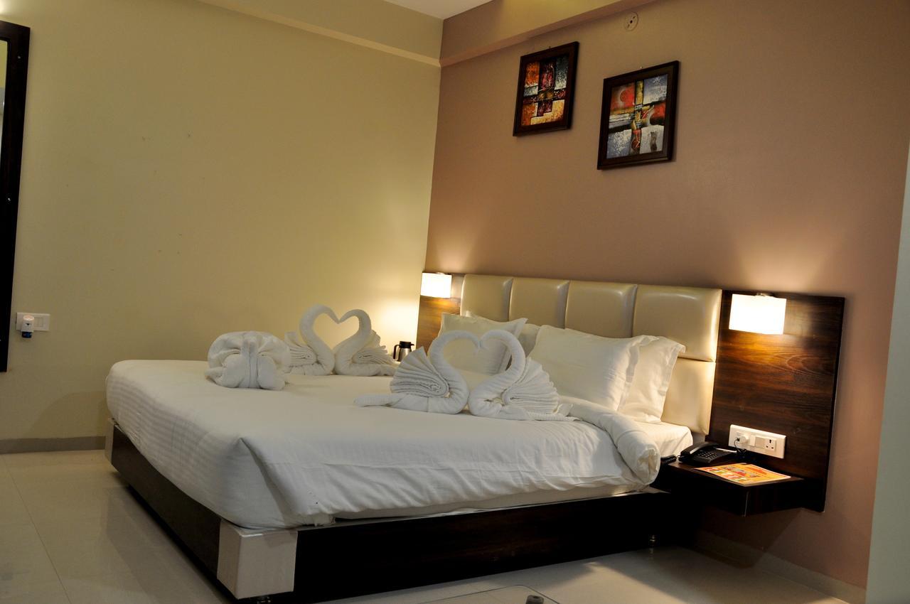 Royal Inn Khandwa 外观 照片