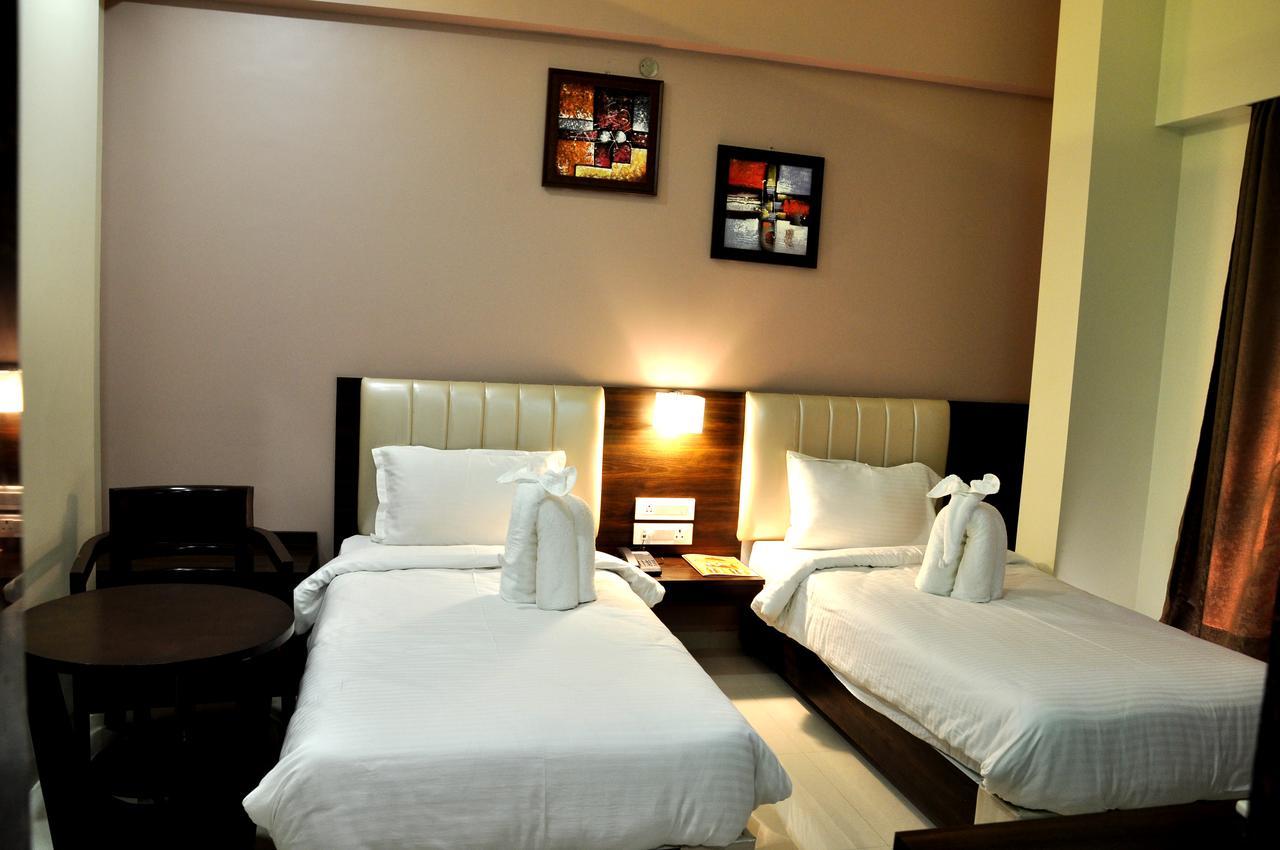 Royal Inn Khandwa 外观 照片